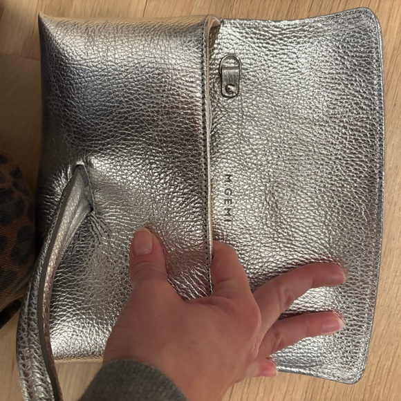 M Gemi Francesca Silver Leather Clutch - Picture 7 of 7